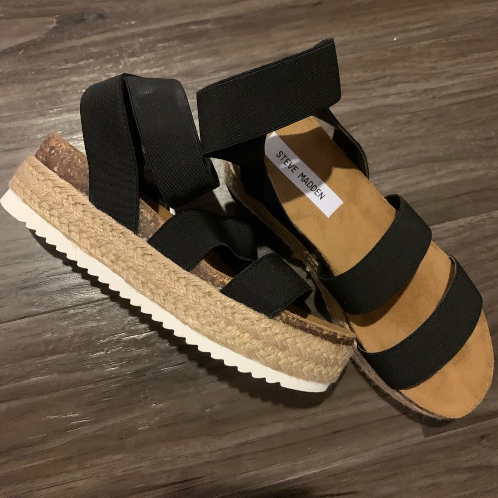 Steve Madden platform sandals